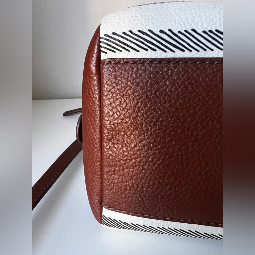 Fossil Neutral Striped Sydney Satchel Crossbody Bag - Picture 7 of 16